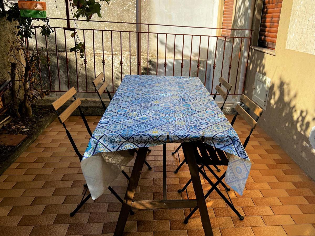 Casa Grazia Lejlighed Santa Teresa Di Riva Eksteriør billede
