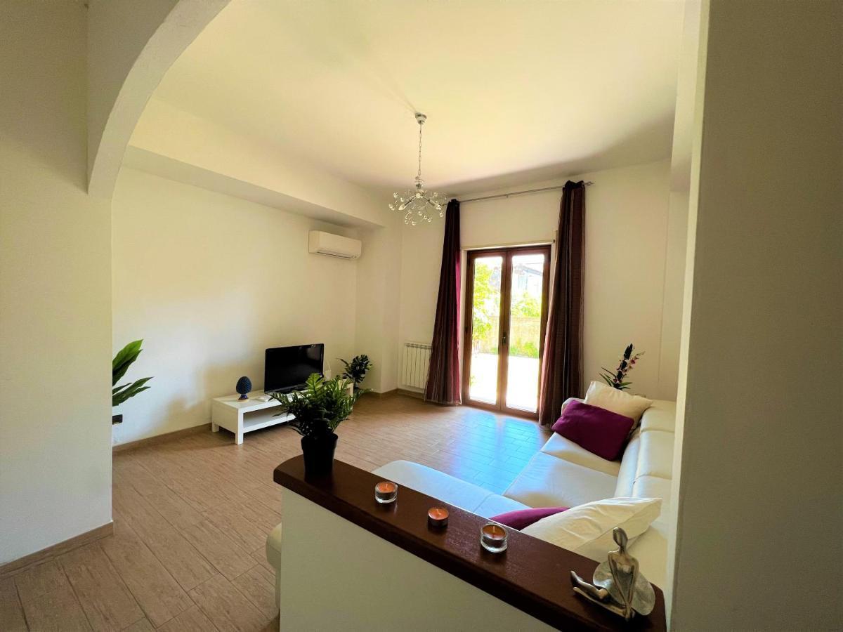 Casa Grazia Lejlighed Santa Teresa Di Riva Eksteriør billede